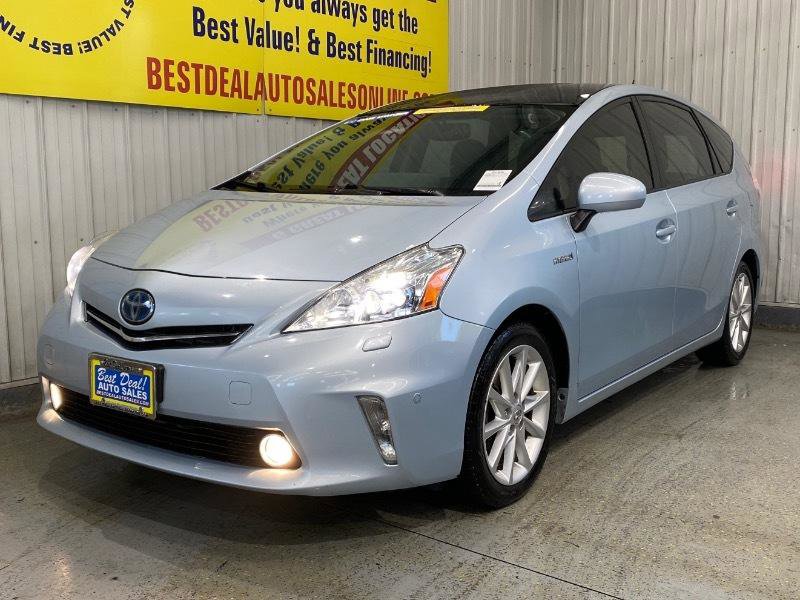Used 2012 Toyota Prius V Five image 1
