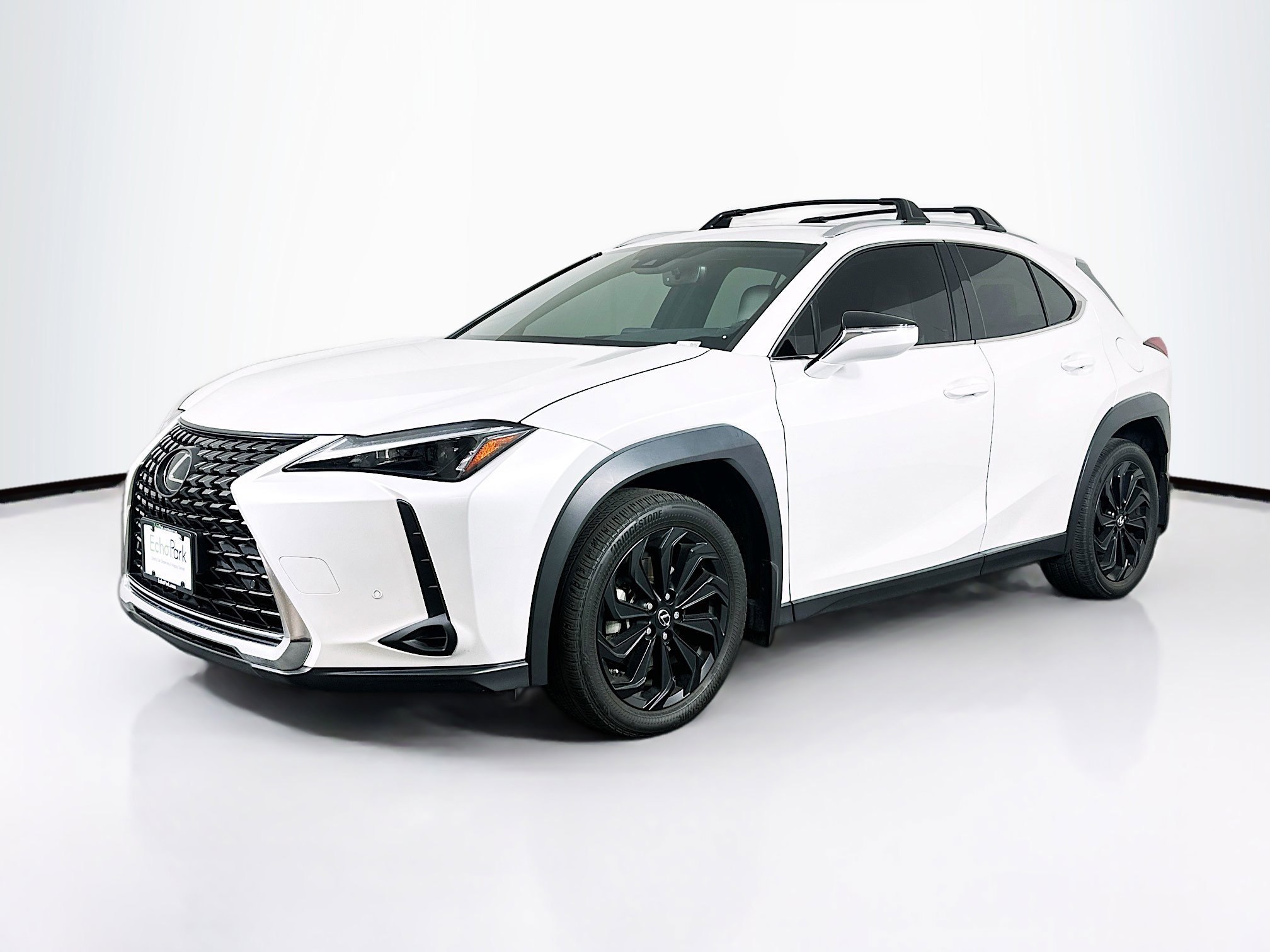 Used 2023 Lexus UX 250h FWD image 3