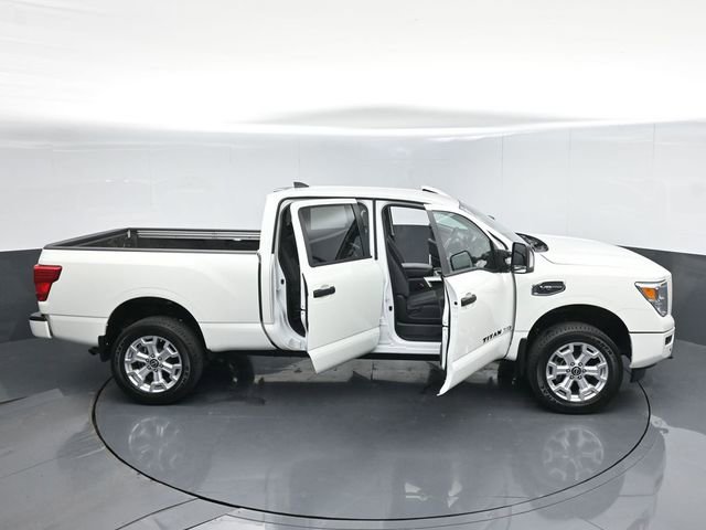 Used 2024 Nissan Titan SV w/ SV Convenience Package image 62