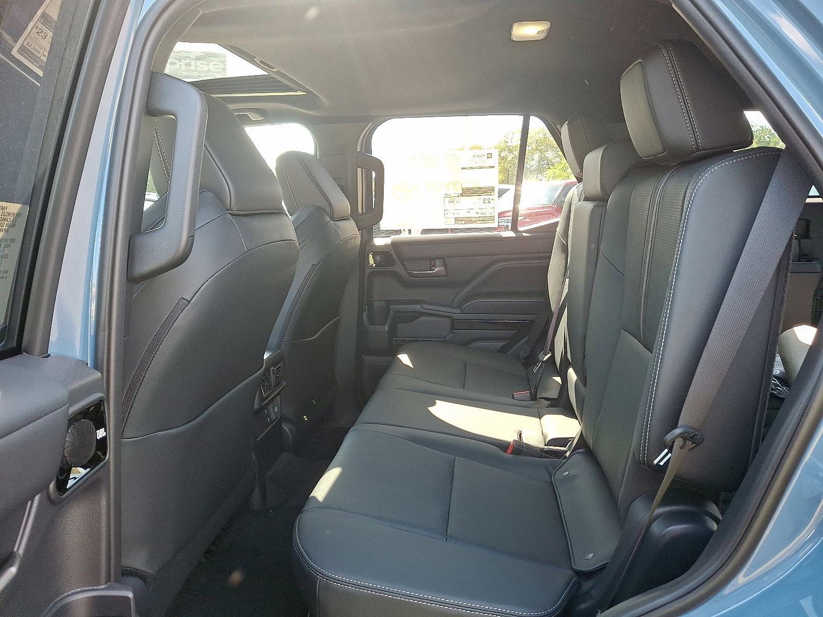 New 2025 Toyota 4Runner Limited image 8