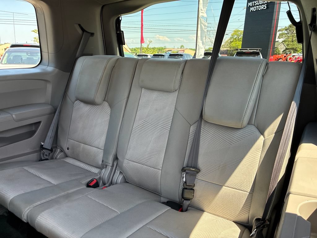 Used 2015 Honda Pilot LX image 16