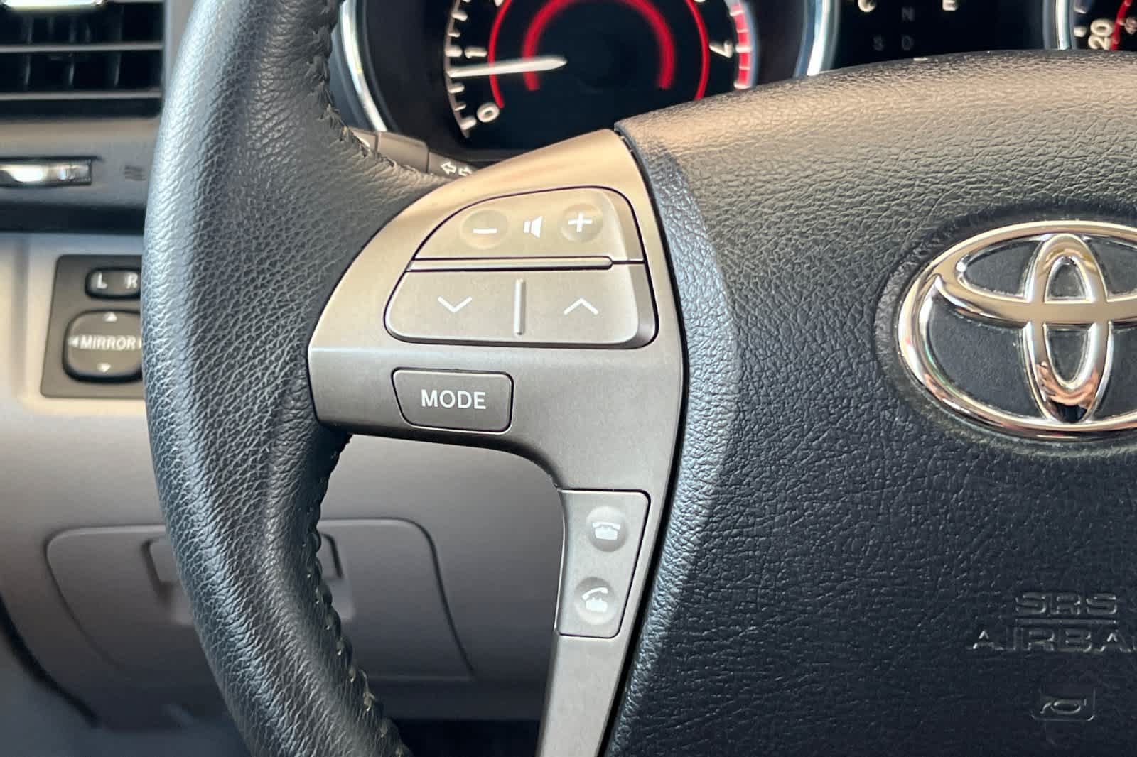 Used 2008 Toyota Highlander Sport AWD/4WD image 27
