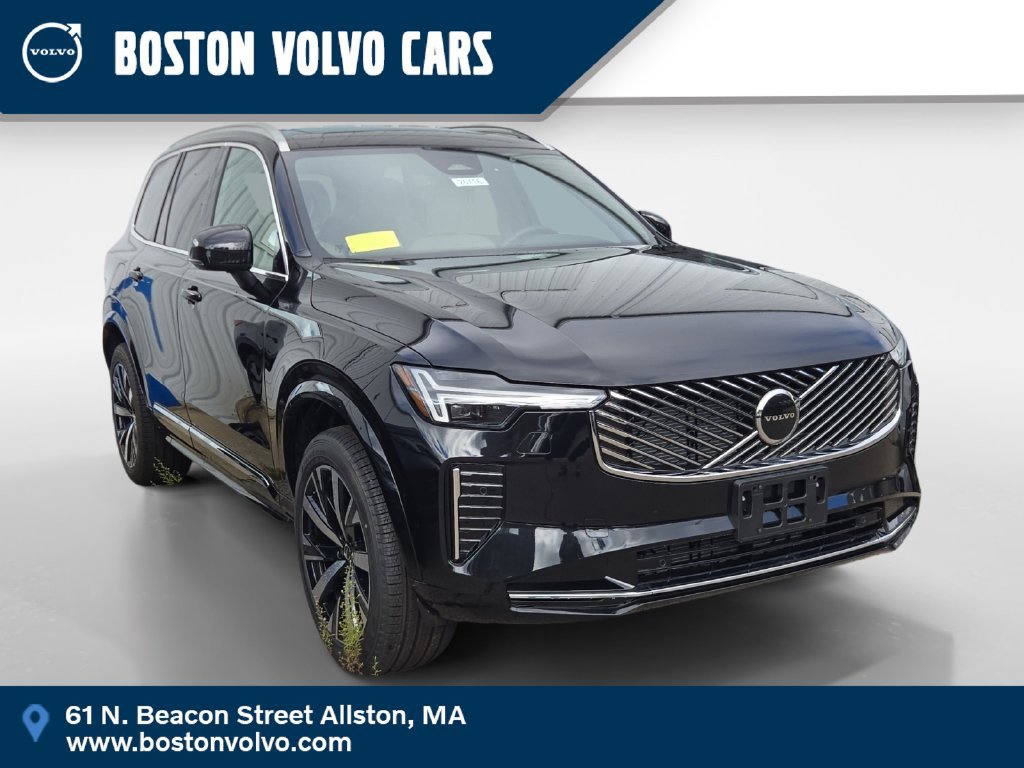 New 2026 Volvo XC90 B5 Core AWD/4WD image 1