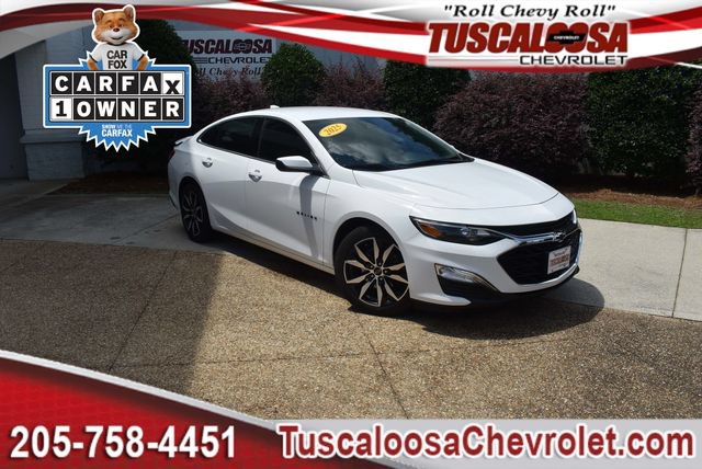 Used 2025 Chevrolet Malibu RS FWD image 1