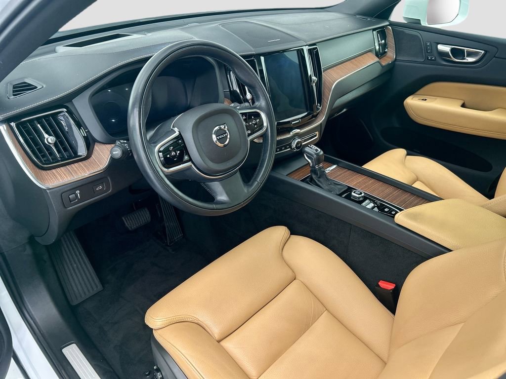 Used 2019 Volvo XC60 T5 Inscription AWD/4WD image 9