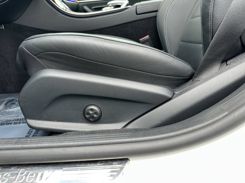 Used 2019 Mercedes-Benz E 300 4MATIC image 24