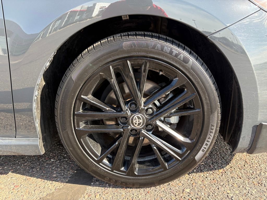 Certified 2025 Toyota Camry SE image 9