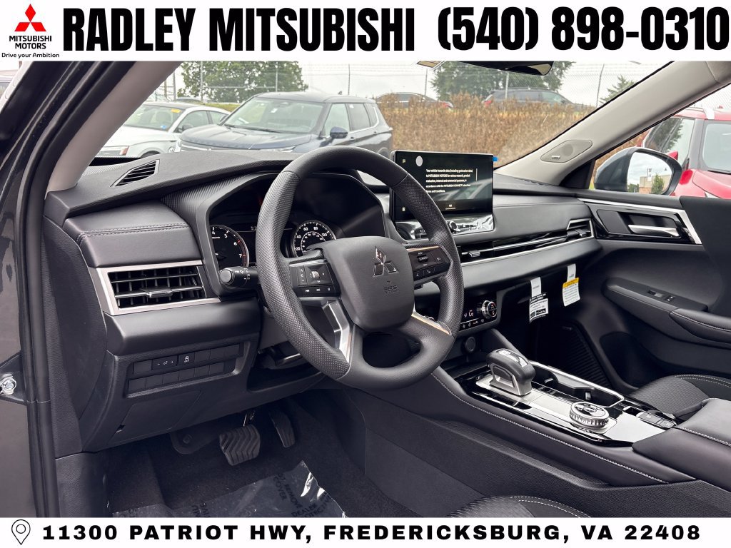 New 2026 Mitsubishi Outlander ES AWD/4WD image 4