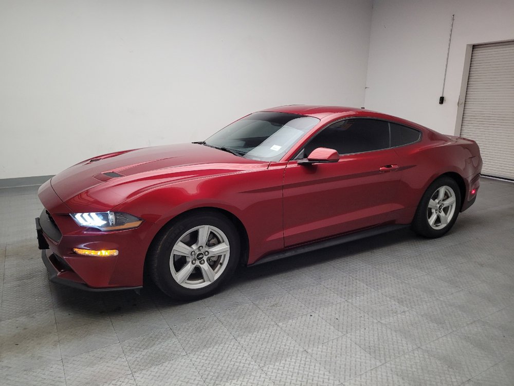 Used 2019 Ford Mustang Coupe RWD image 2