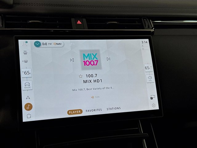 Used 2026 Land Rover Range Rover Velar Dynamic SE image 15