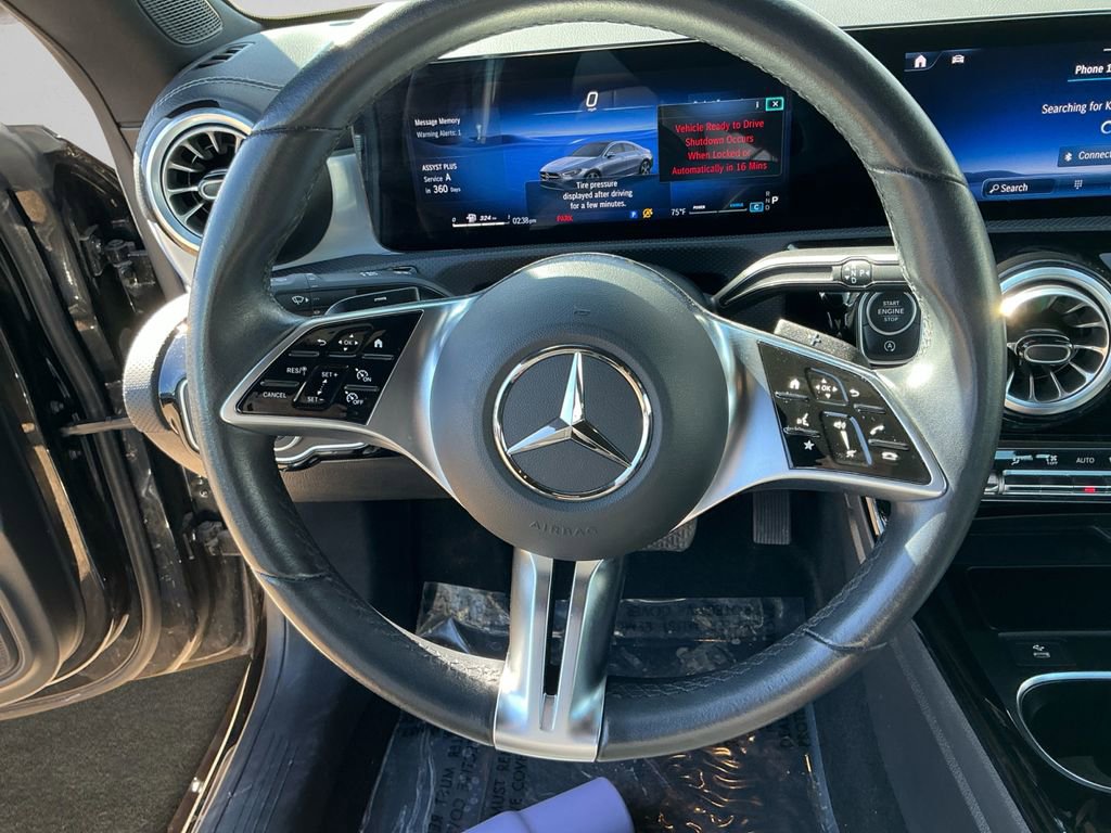 Used 2025 Mercedes-Benz CLA 250 4MATIC image 12