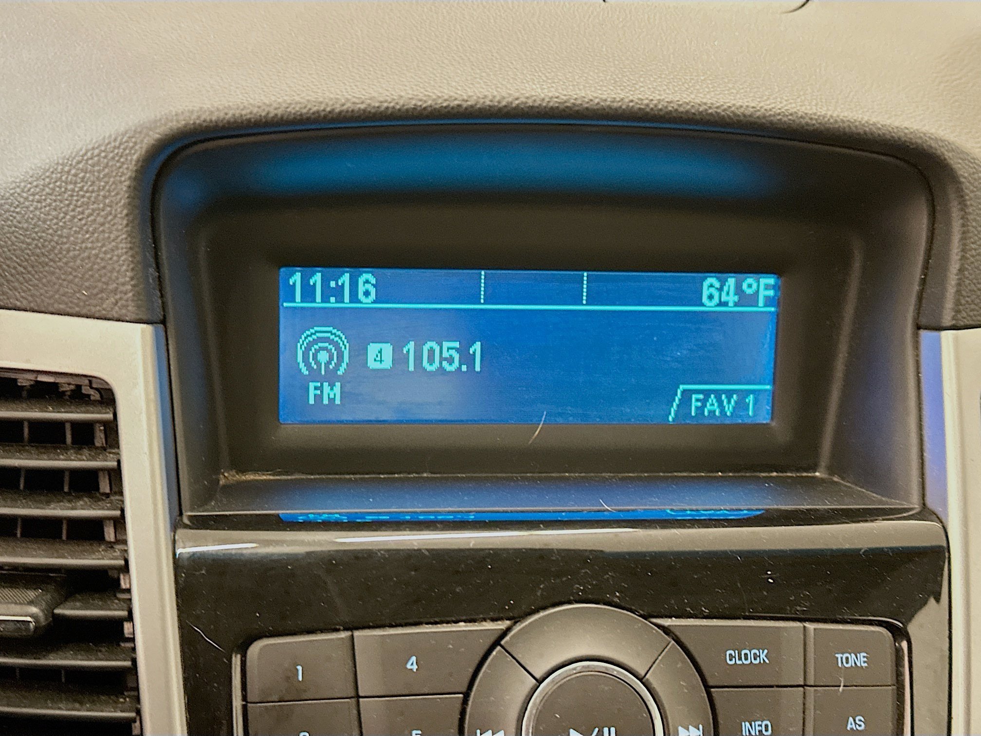 Used 2013 Chevrolet Cruze LT FWD image 21