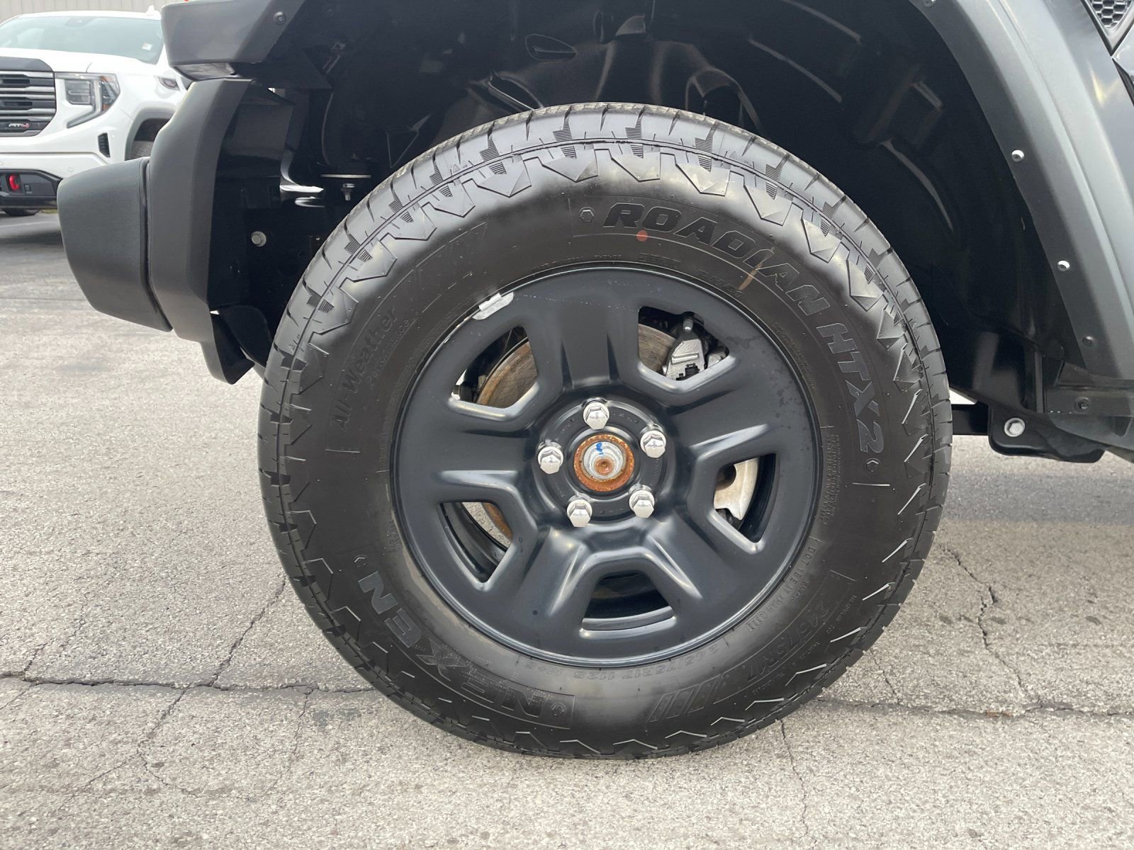 Used 2021 Jeep Wrangler Sport image 31