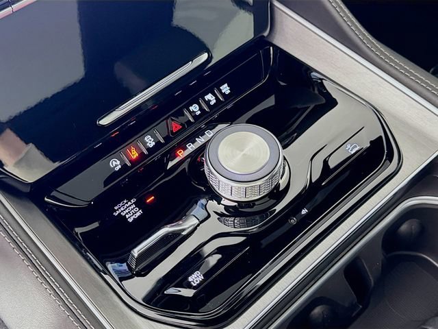 New 2026 Jeep Grand Wagoneer L 4WD image 20