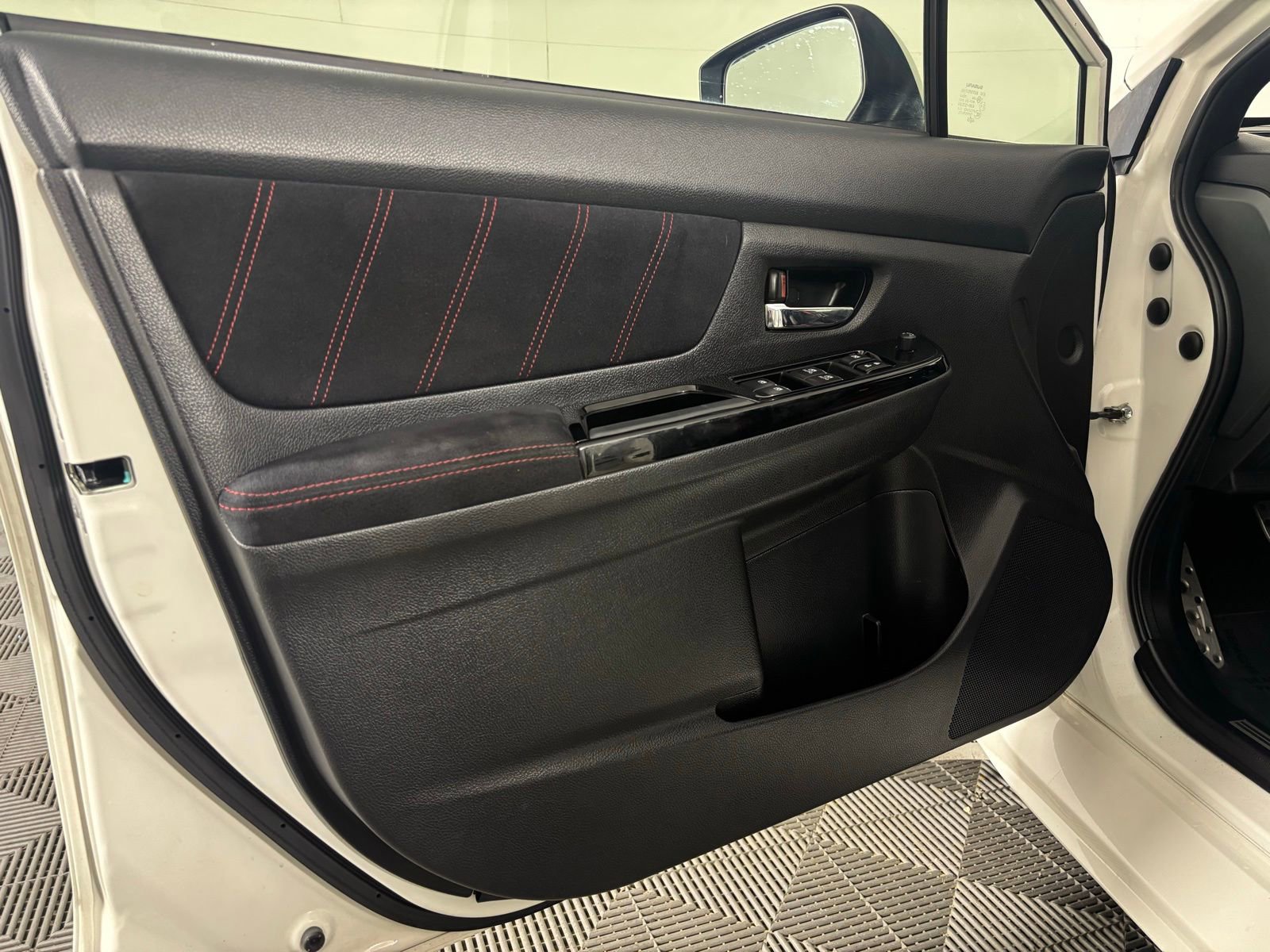 Used 2019 Subaru WRX STI AWD/4WD image 12