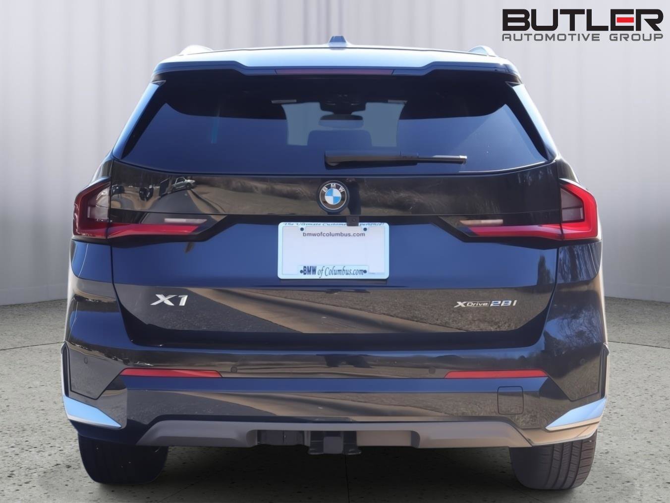 Used 2023 BMW X1 xDrive28i w/ Premium Package image 5