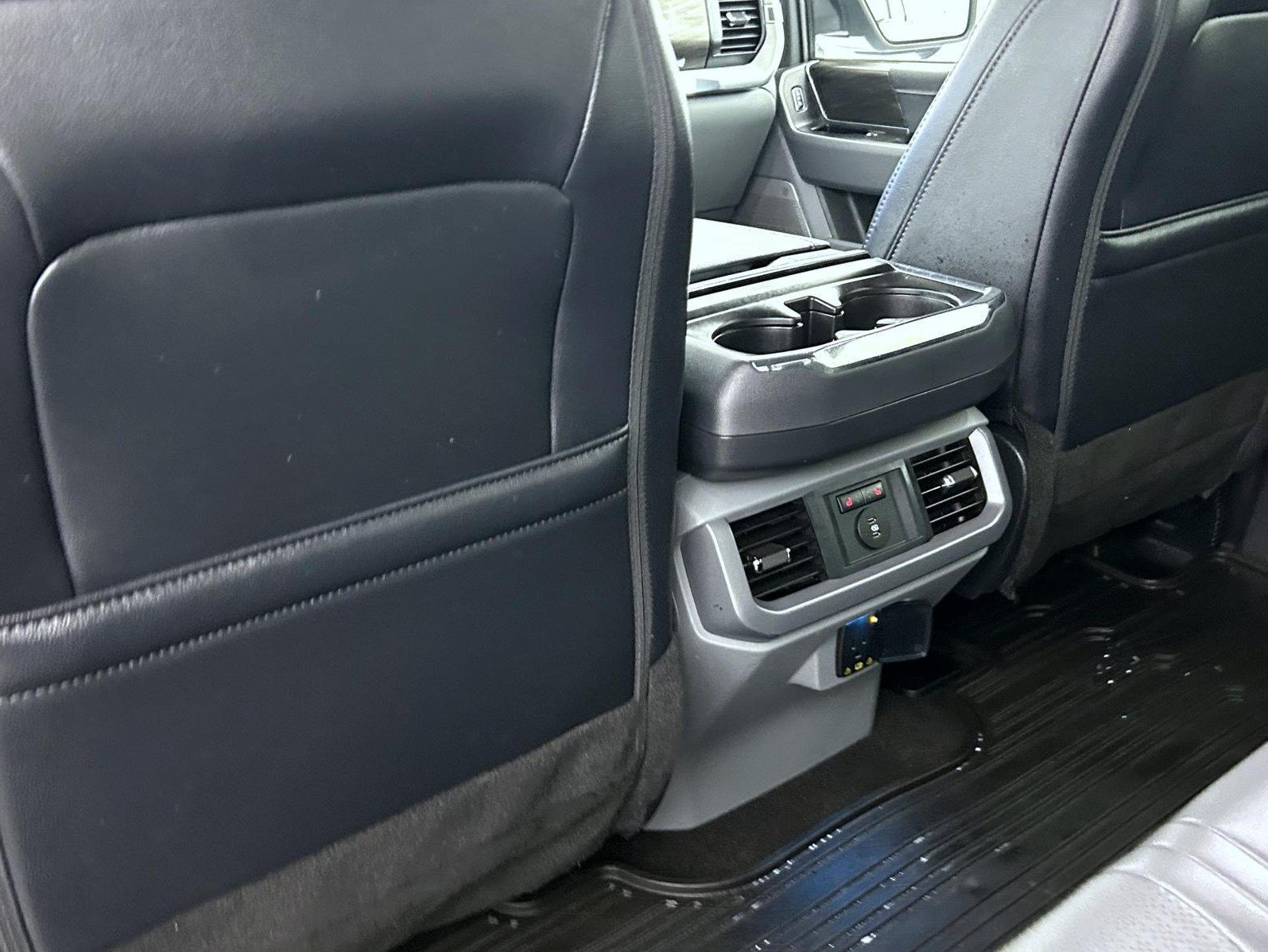 Used 2025 Ford F150 Lariat w/ Equipment Group 502A High AWD/4WD image 21