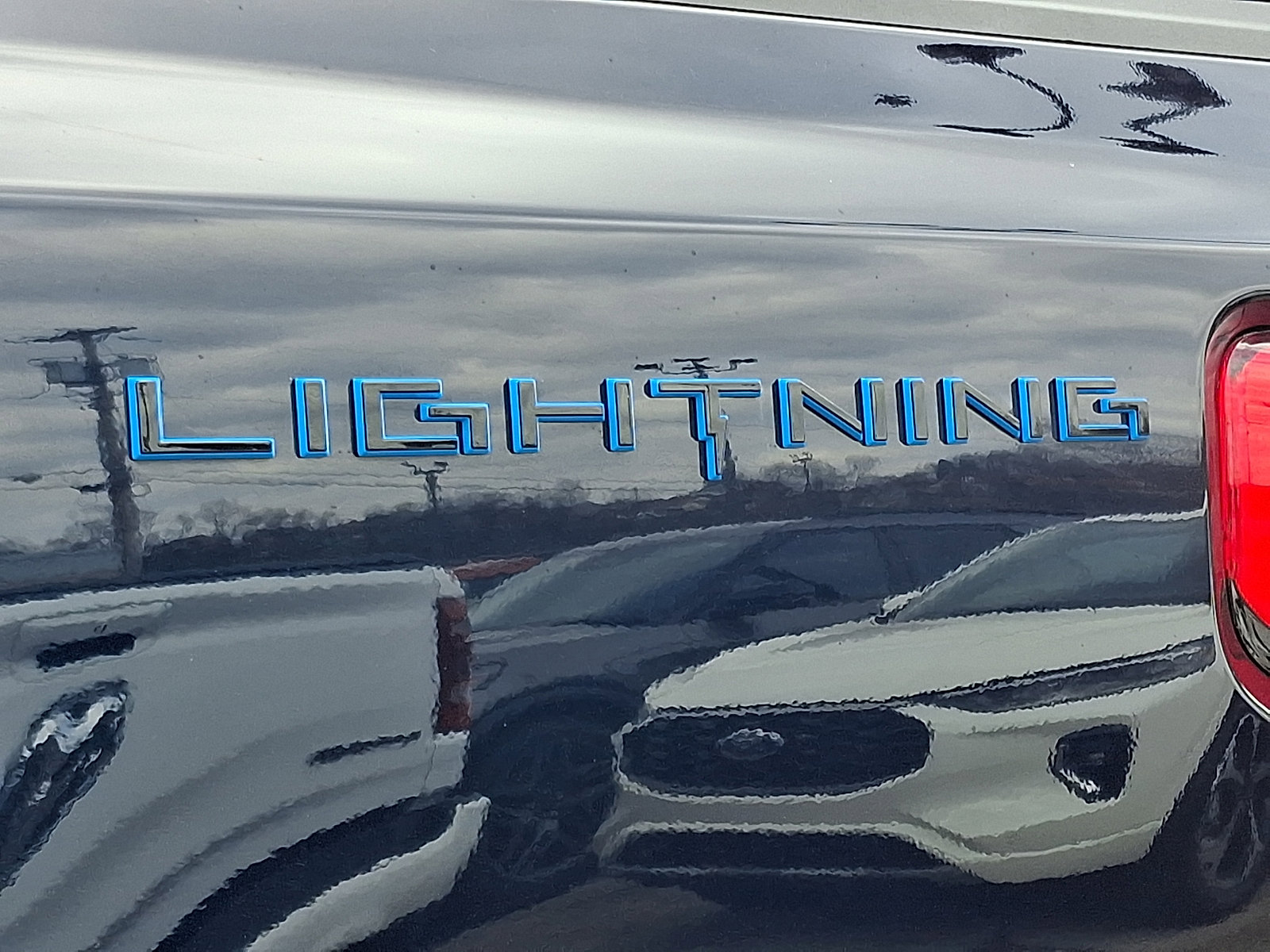 Used 2025 Ford F150 Lightning Flash image 34