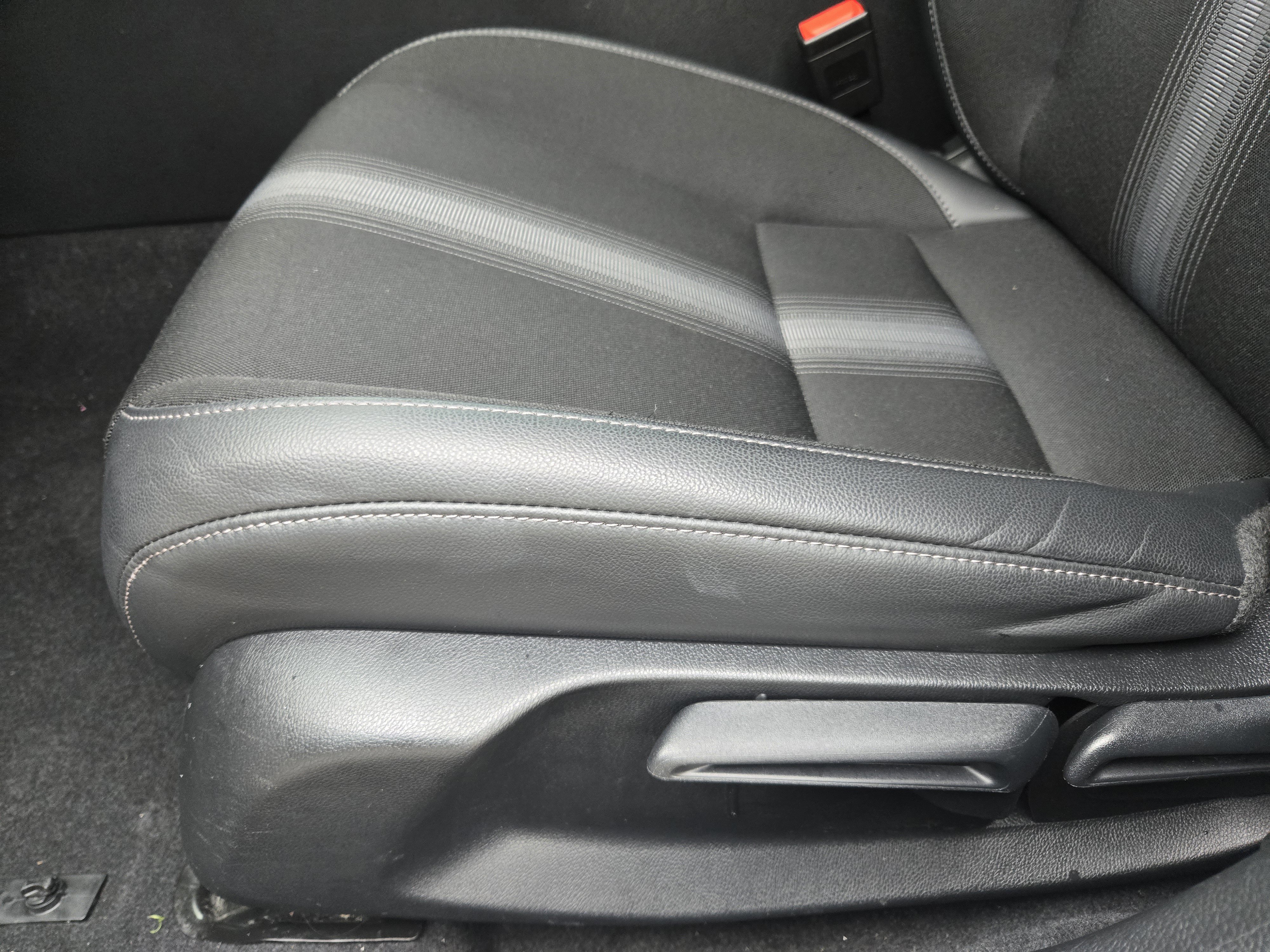 Used 2024 Honda Civic Sport image 26