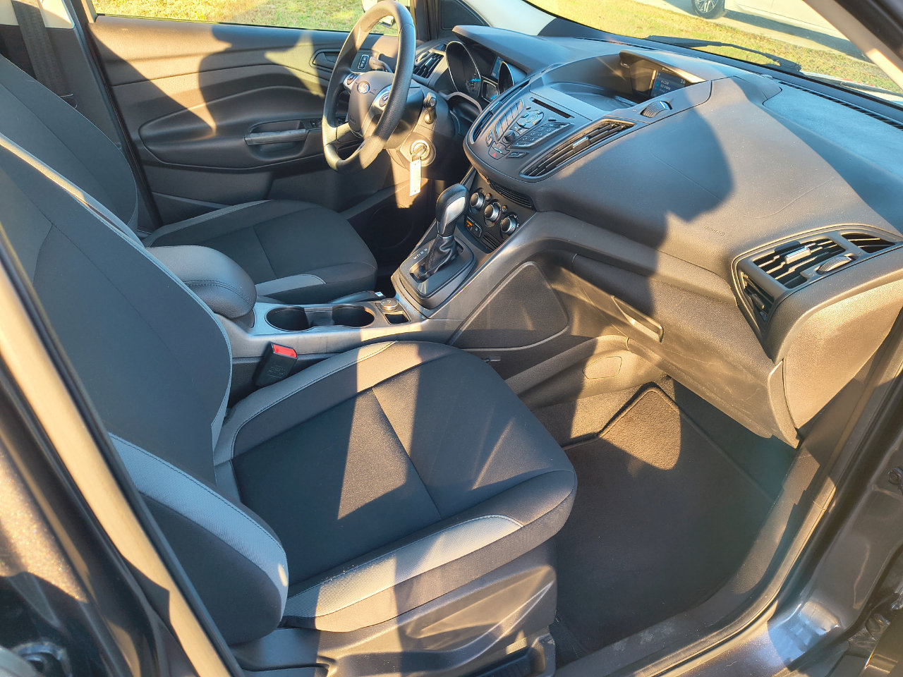 Used 2015 Ford Escape S image 14