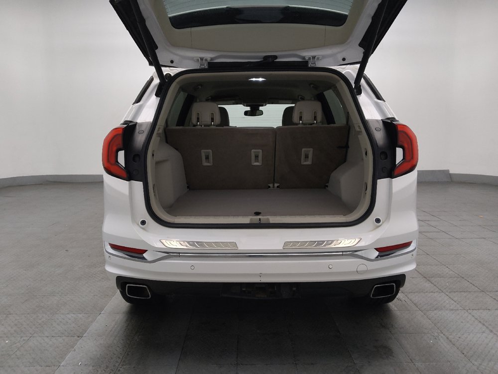Used 2020 GMC Terrain Denali w/ Denali Premium Package FWD image 29