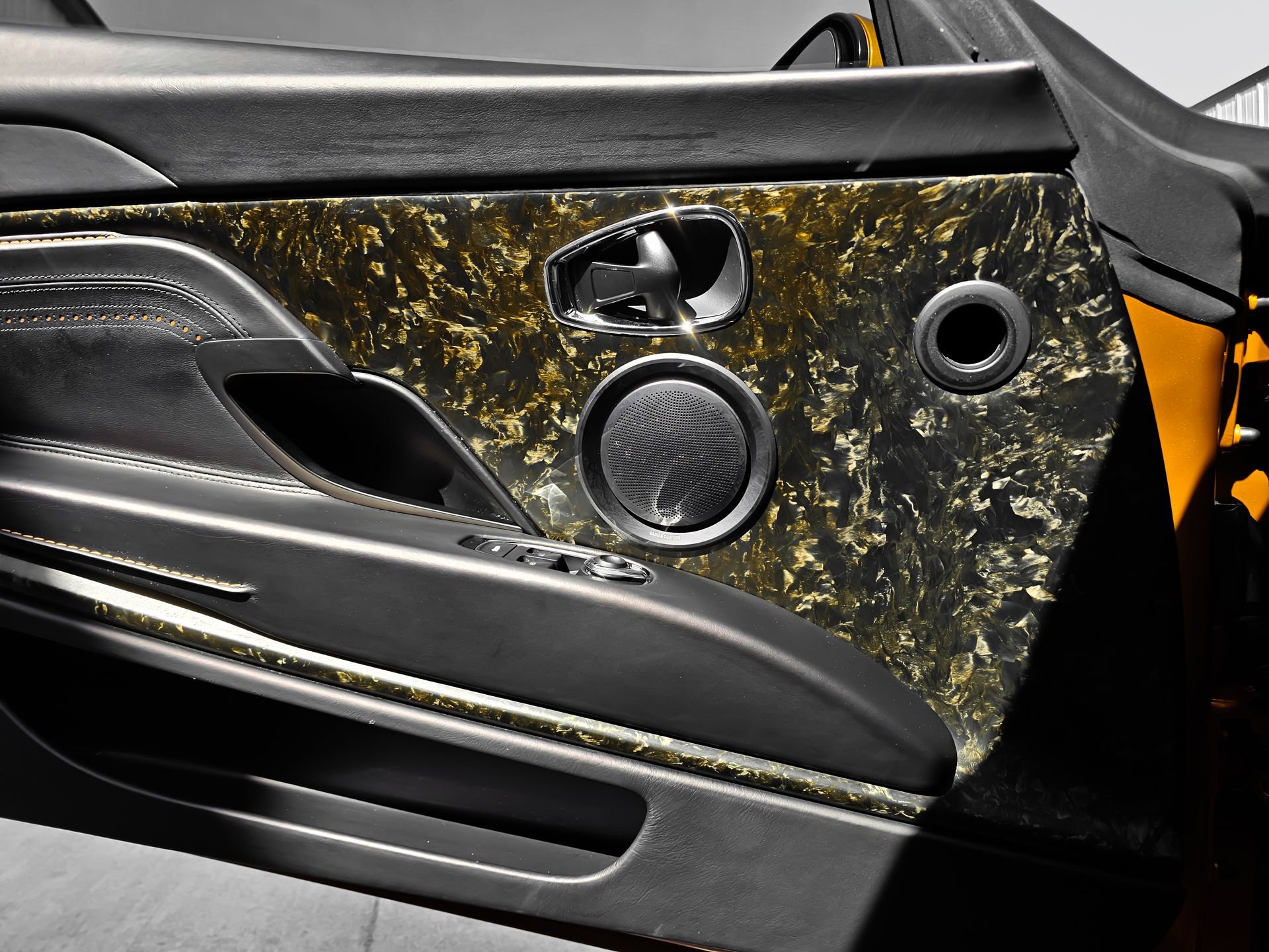 Used 2017 Aston Martin DB11 V12 image 37