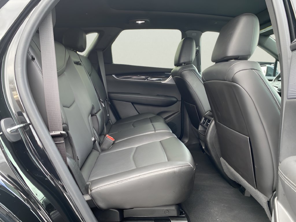 Used 2022 Cadillac XT5 Premium Luxury AWD/4WD image 18