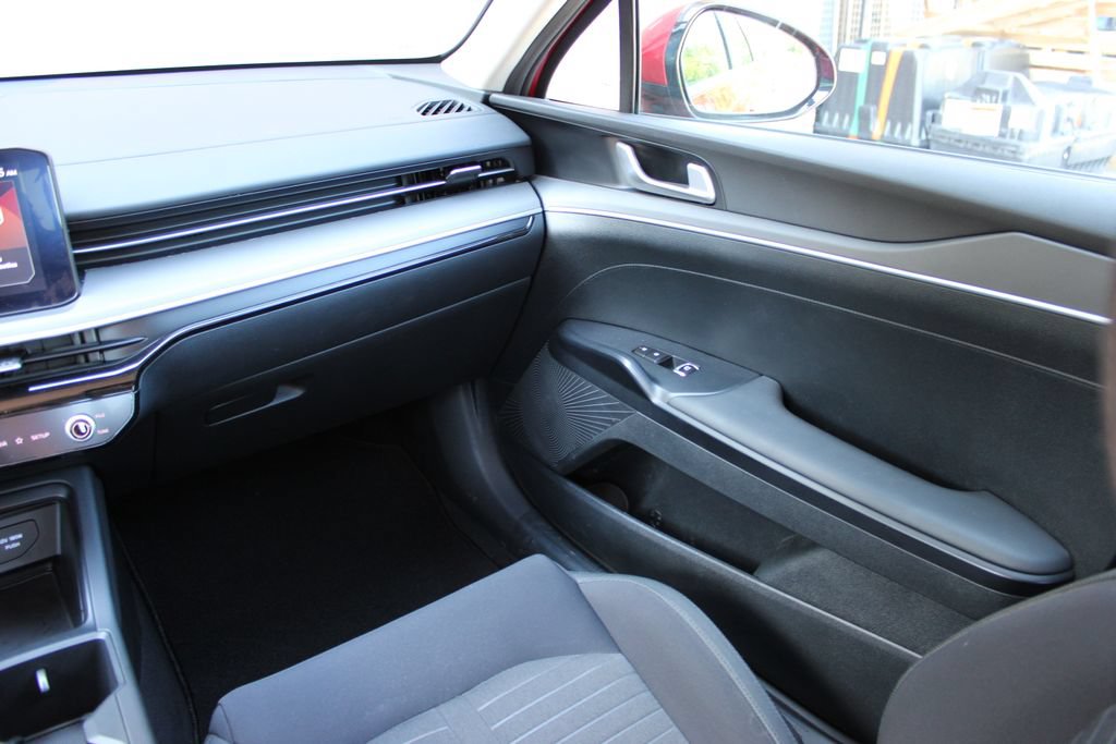 Used 2025 Kia K5 LXS FWD image 38