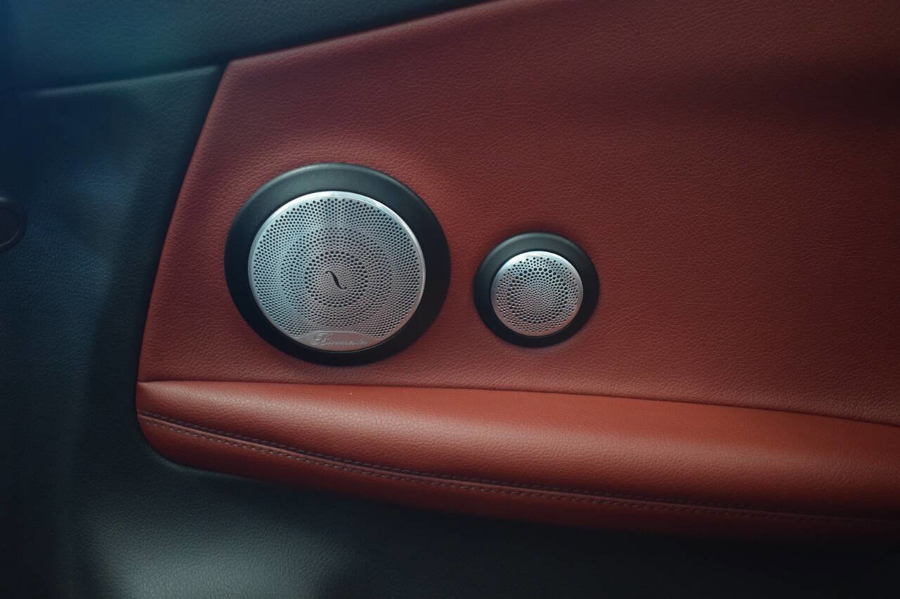 Used 2018 Mercedes-Benz C 300 Cabriolet image 40