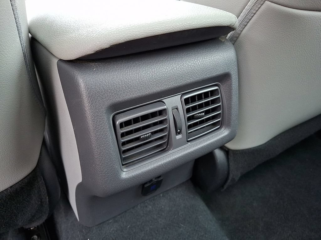 Certified 2022 Toyota Camry XSE FWD image 11