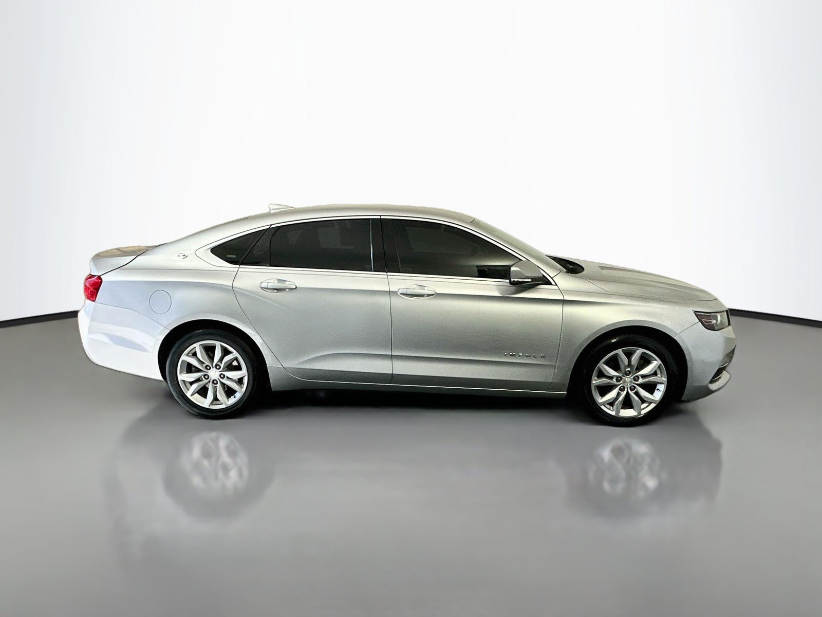 Used 2017 Chevrolet Impala LT FWD image 8