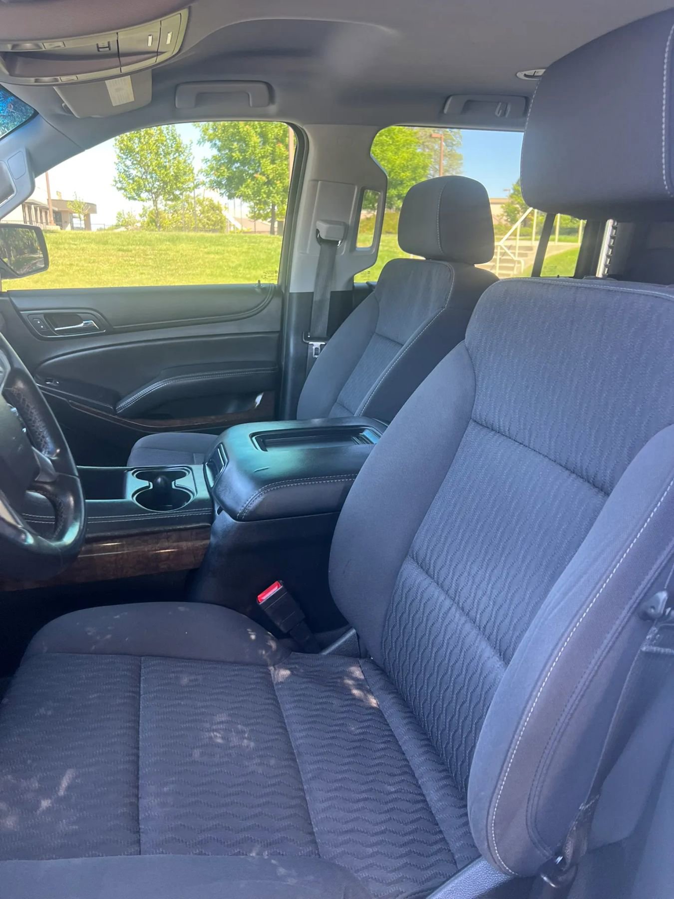 Used 2020 Chevrolet Suburban LS RWD image 17