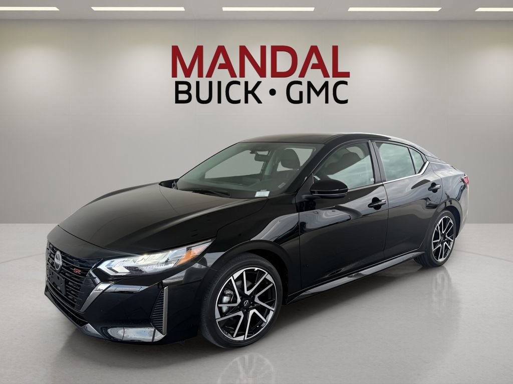 Used 2025 Nissan Sentra SR image 1