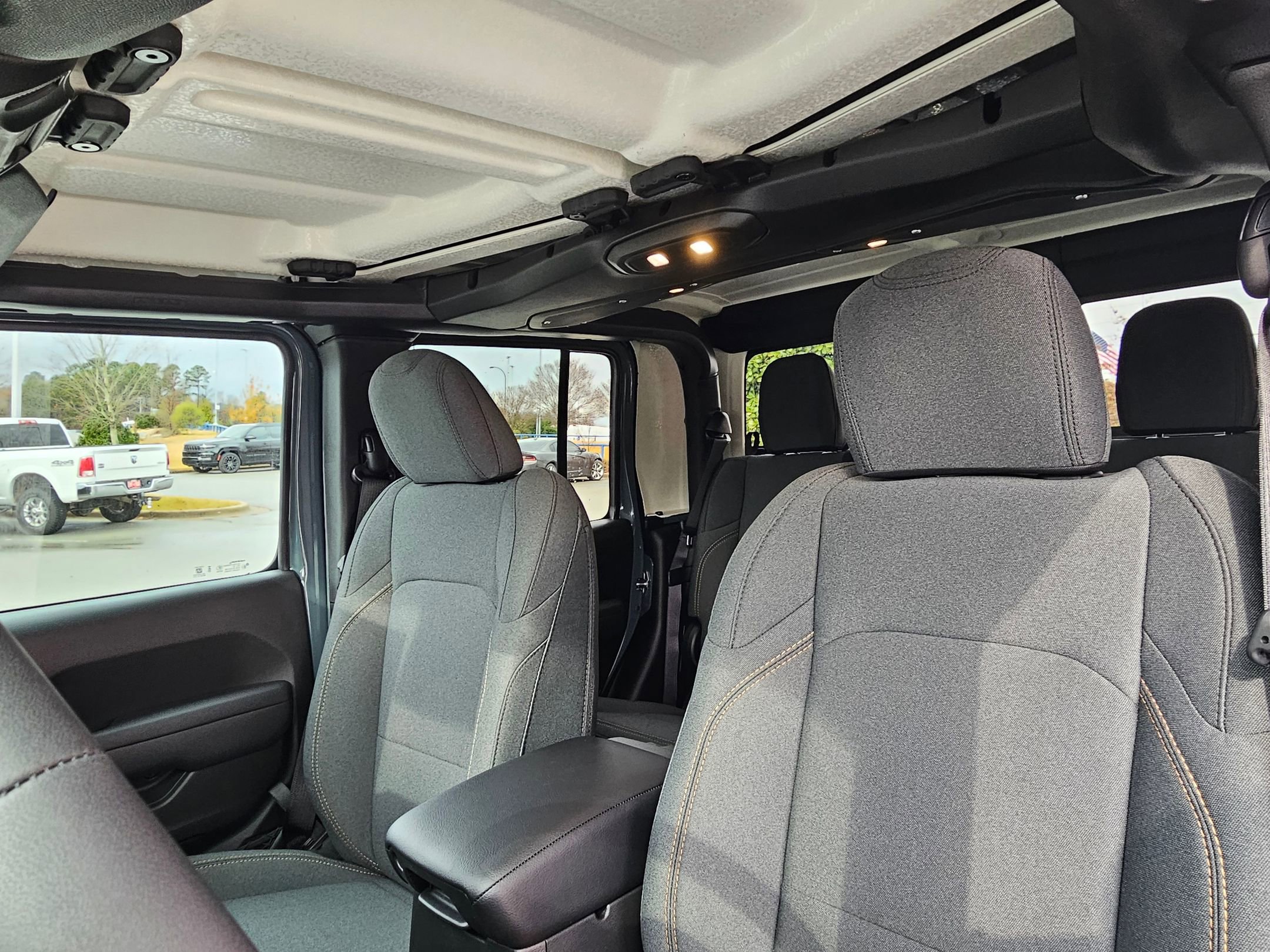 New 2026 Jeep Gladiator Sport image 20