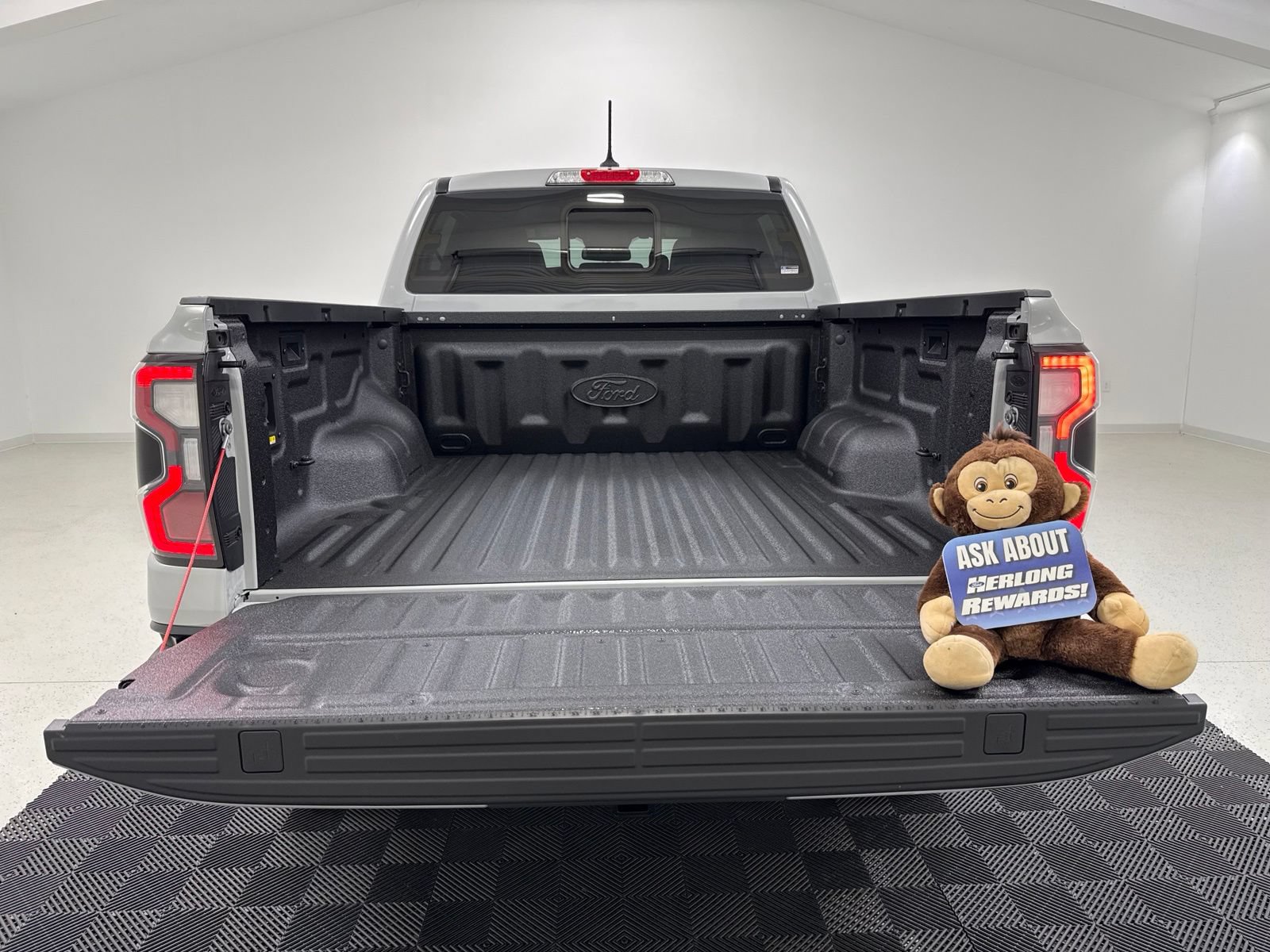 New 2026 Ford Ranger Raptor AWD/4WD image 8
