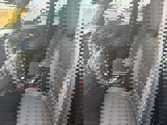 Certified 2023 Chevrolet TrailBlazer RS w/ Convenience Package image 9