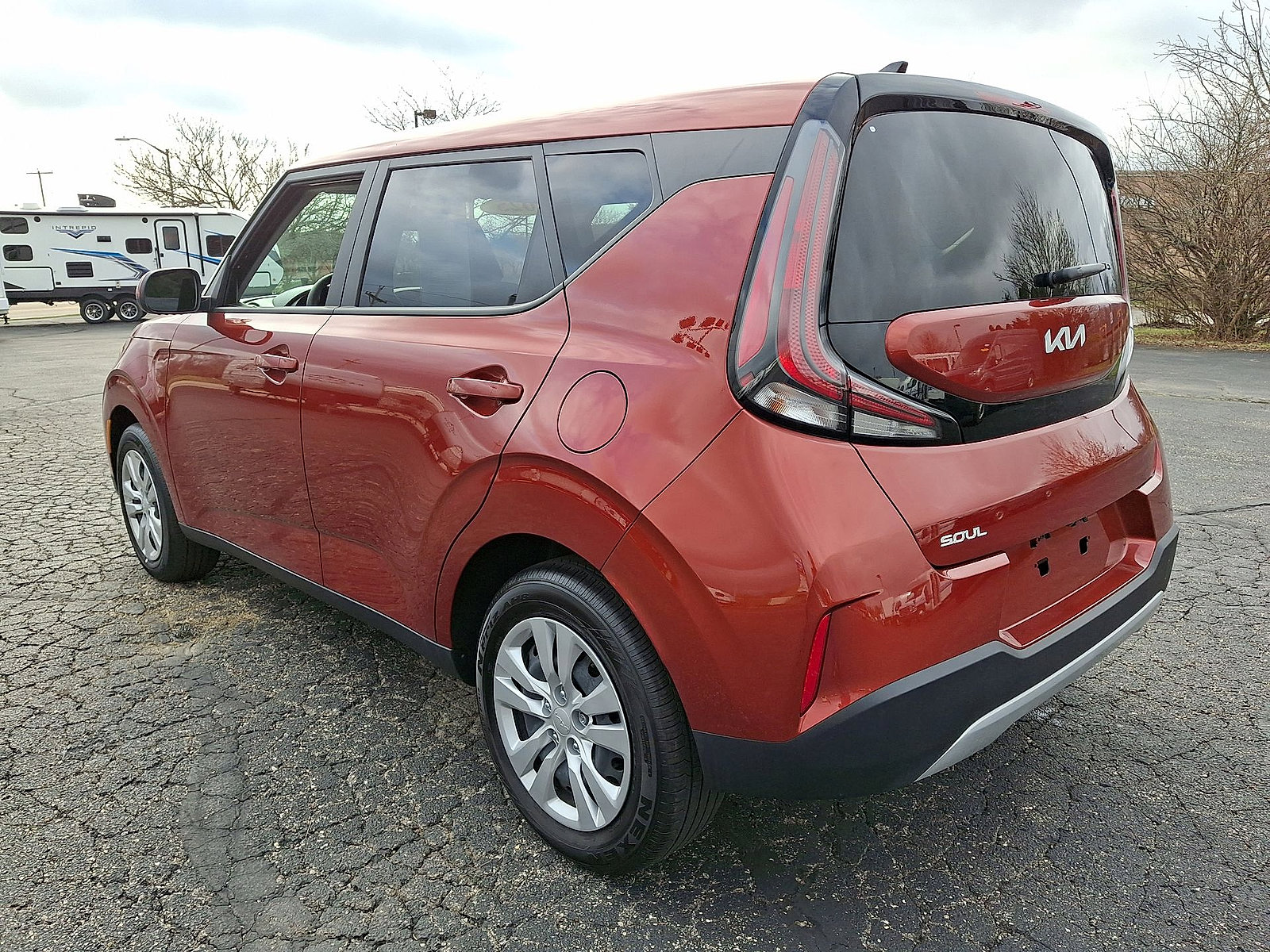 Used 2025 Kia Soul LX FWD image 21