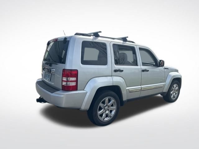 Used 2012 Jeep Liberty Sport AWD/4WD image 4