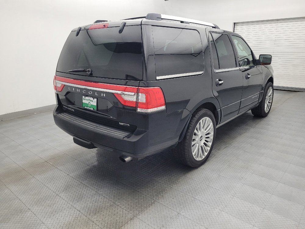 Used 2015 Lincoln Navigator 4WD w/ Equipment Group 101A Reserve image 9