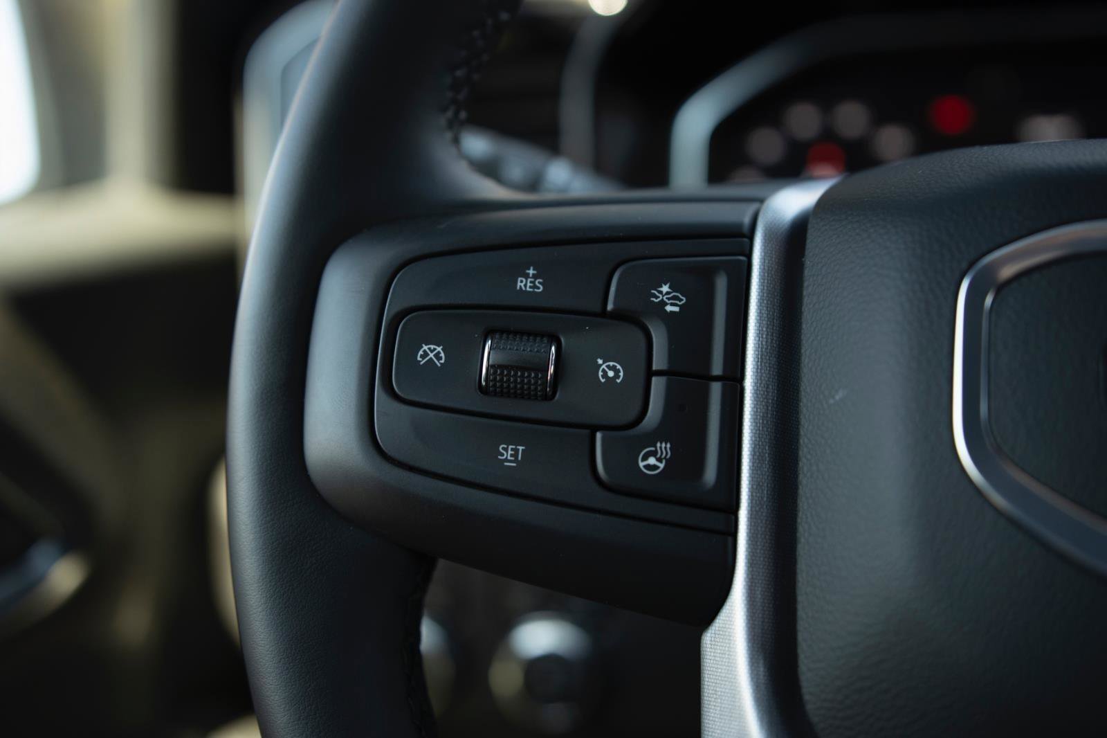 Used 2024 GMC Sierra 1500 Elevation AWD/4WD image 6