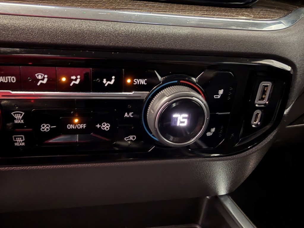 Used 2023 Chevrolet Silverado 1500 LT Trail Boss w/ LT Trail Boss Premium Package image 16