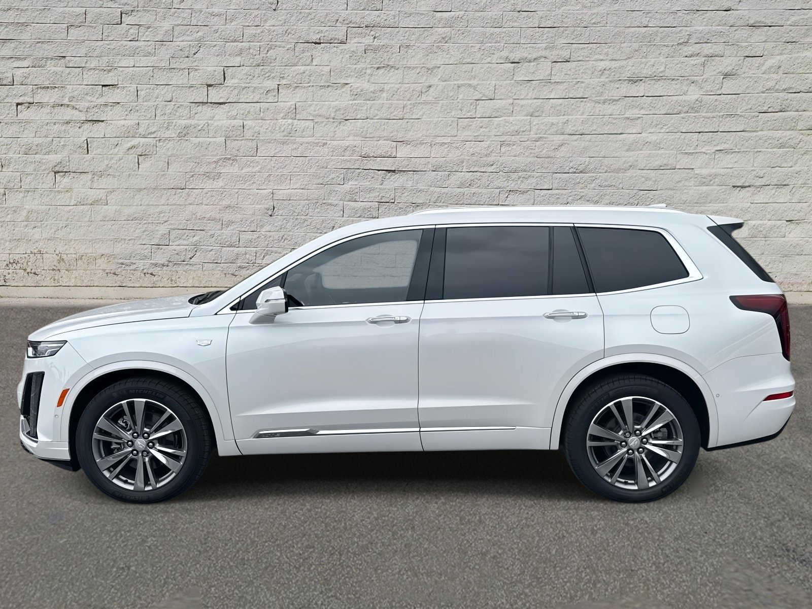 New 2025 Cadillac XT6 Premium Luxury w/ Platinum Package video 2