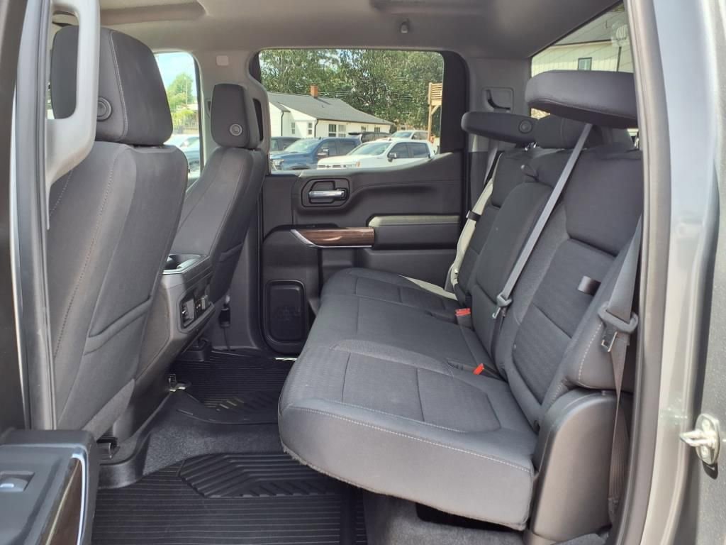 Used 2022 Chevrolet Silverado 1500 LT Trail Boss w/ Bed Protection Package image 11