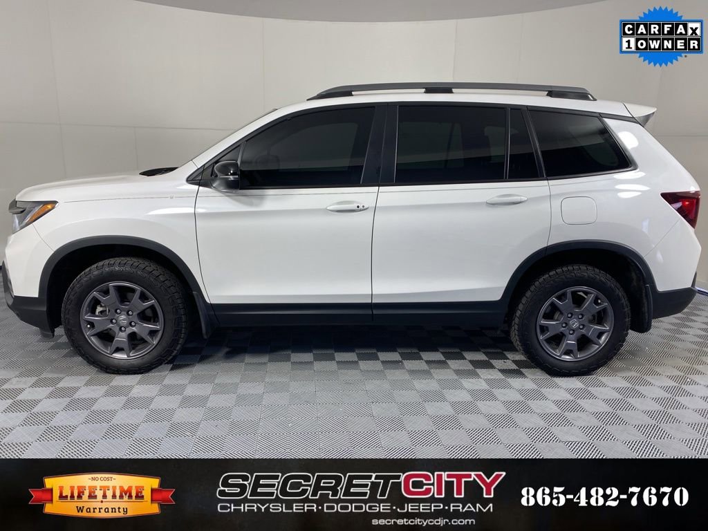 Used 2024 Honda Passport TrailSport image 4
