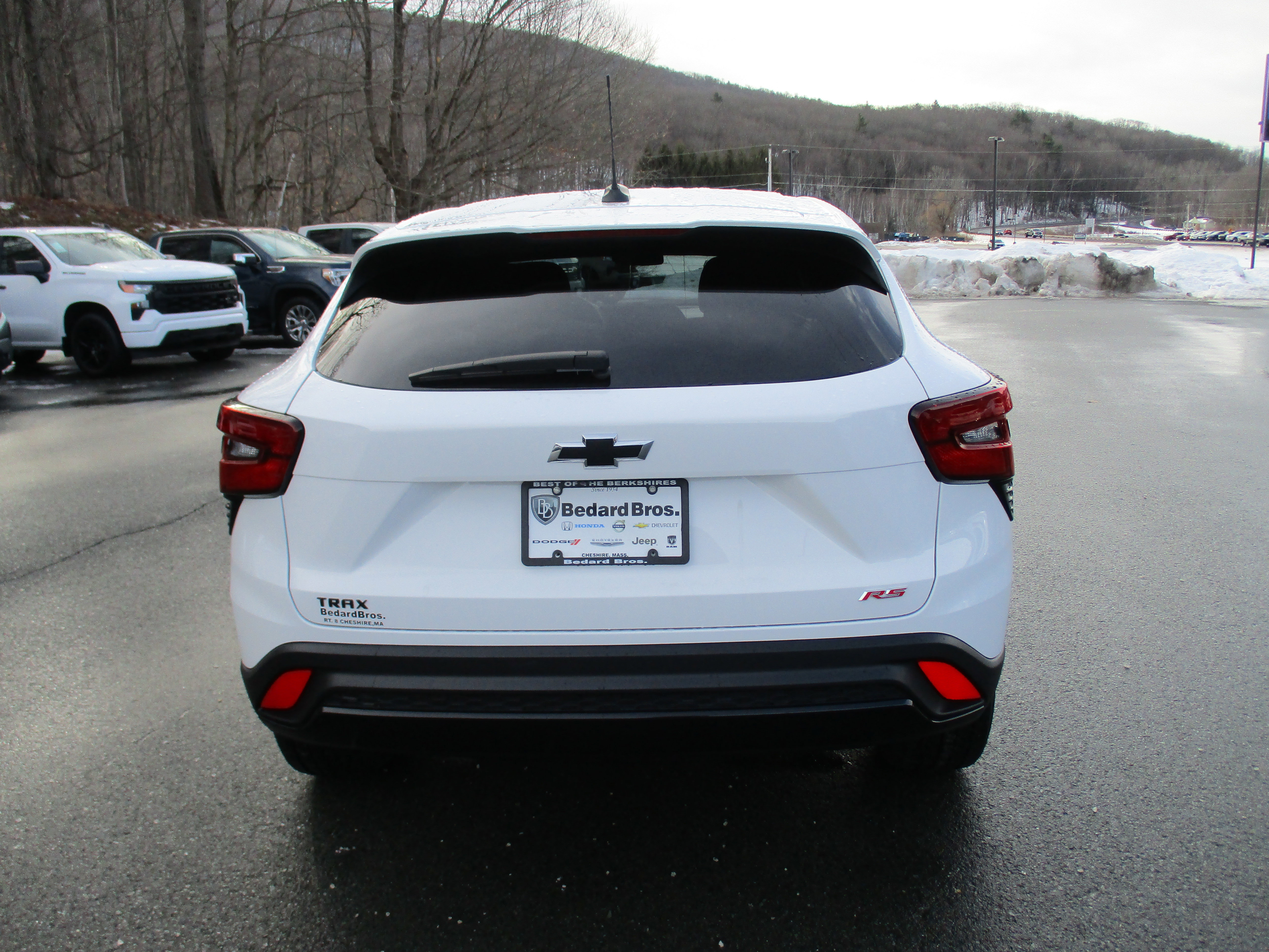 Certified 2024 Chevrolet Trax RS image 6