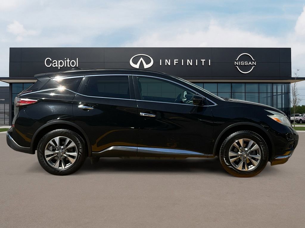 Used 2017 Nissan Murano SV image 4