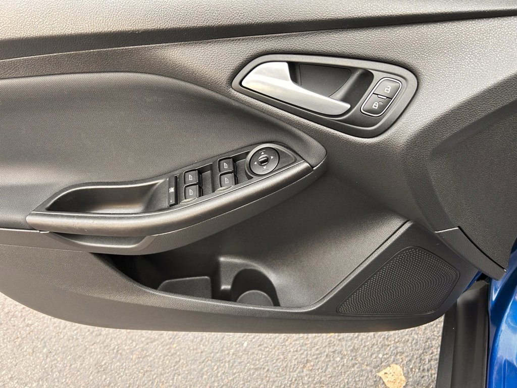 Used 2018 Ford Focus SE image 10