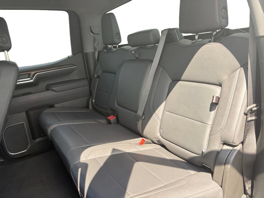 Certified 2025 GMC Sierra 1500 SLT AWD/4WD image 16