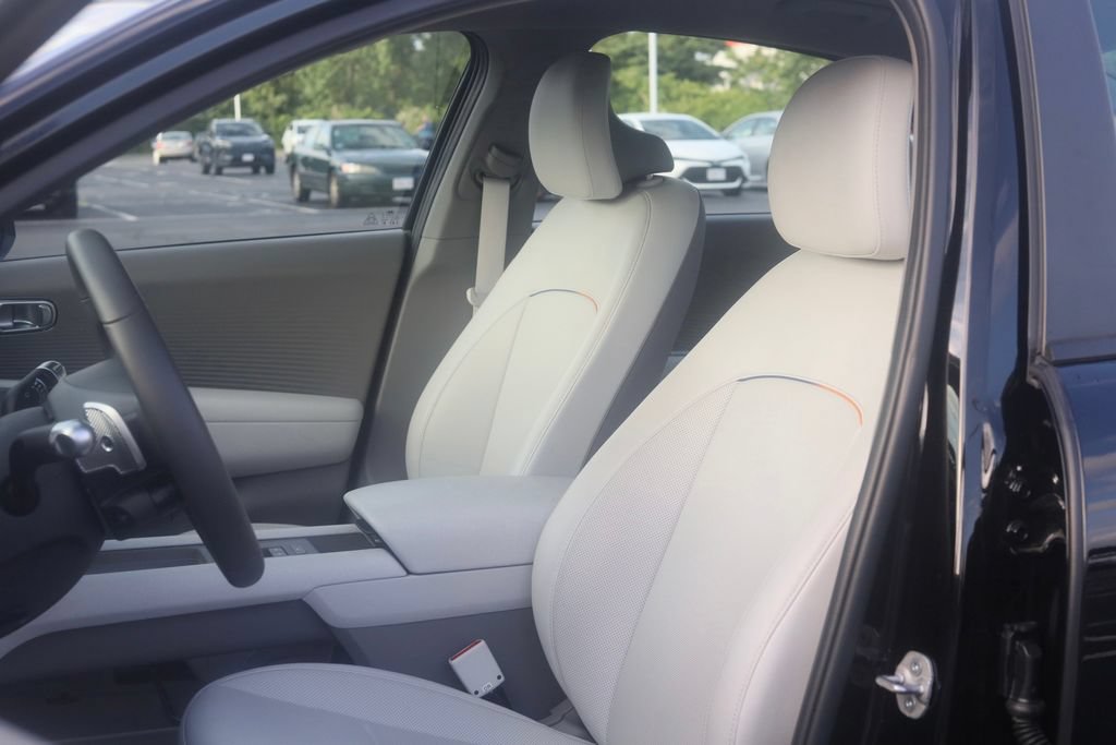 Used 2025 Hyundai Ioniq 6 SEL AWD/4WD image 27