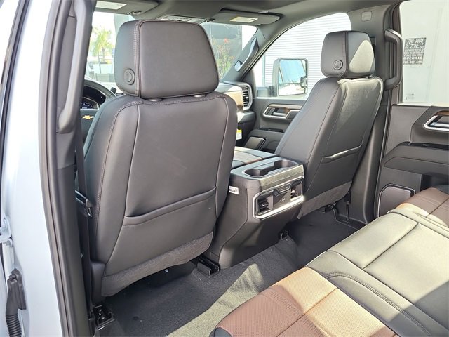 New 2026 Chevrolet Silverado 3500 High Country w/ Technology Package image 13